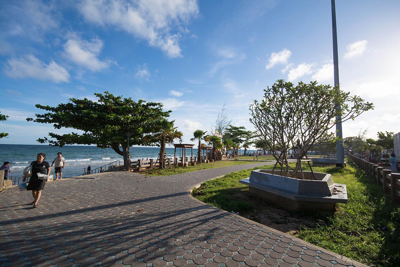 Mosaic Condominium By Malai Mae Phim Esterno foto
